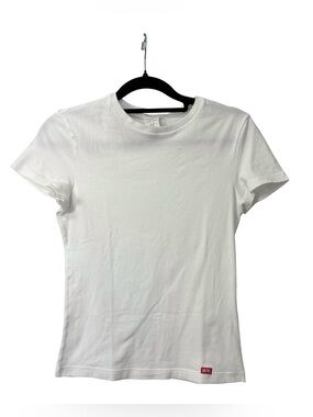 Diesel White crewneck t-shirt small red logo label on the bottom hem Size XS